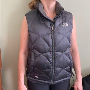 The north face 550 down vest diamond stitch
